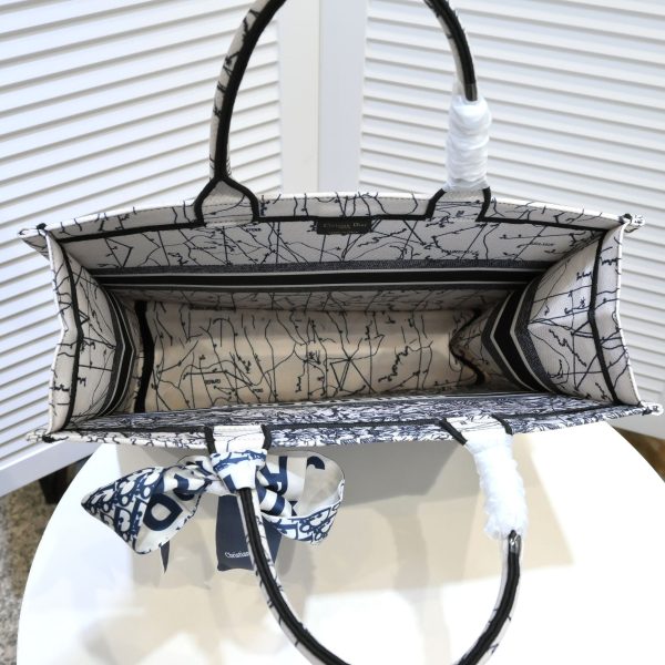 Barnes - Luxury Handbags Christian Dior 291 Online